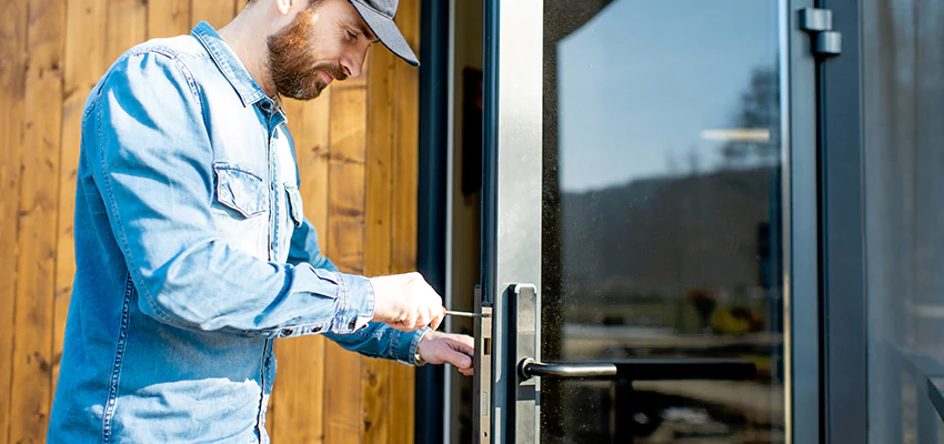 Frameless Glass Storefront Door Locks Replacement in University, FL