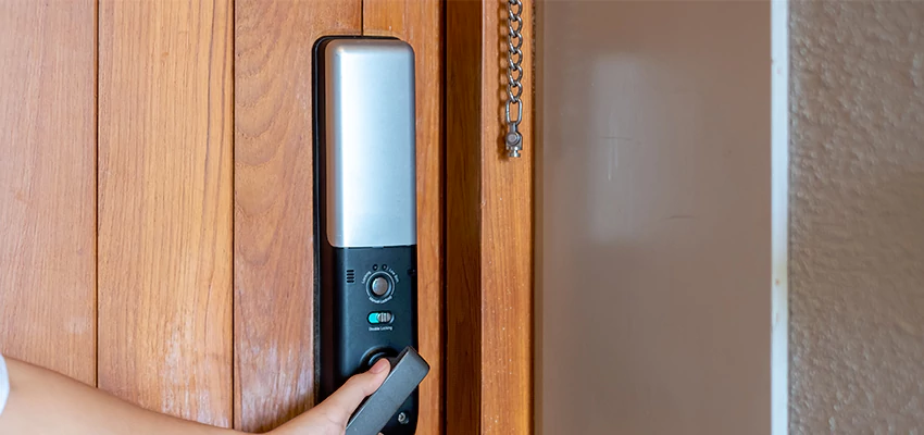 Home Security Electronic Locks Upgrades in University, FL